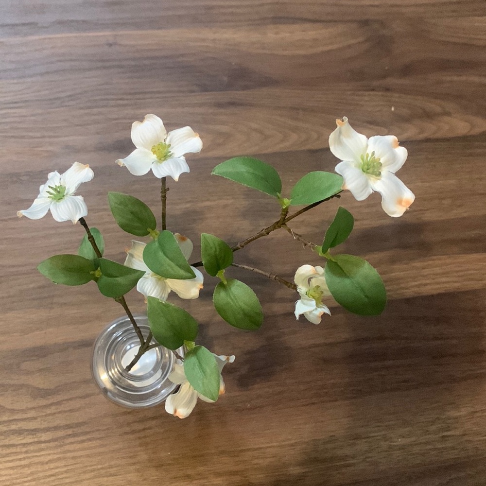 Target table top vase with flowers